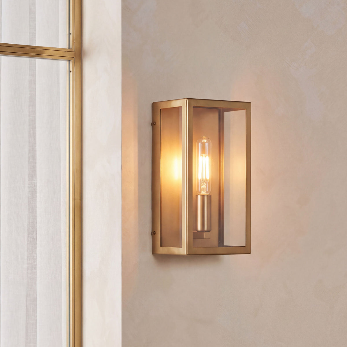 Mariner Exterior Wall Bracket Antique Brass 16x25cm